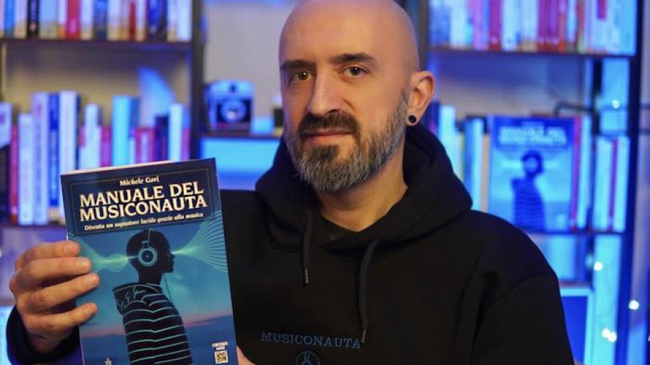 Michele Gori presenta alla Soms il Manuale del musiconauta